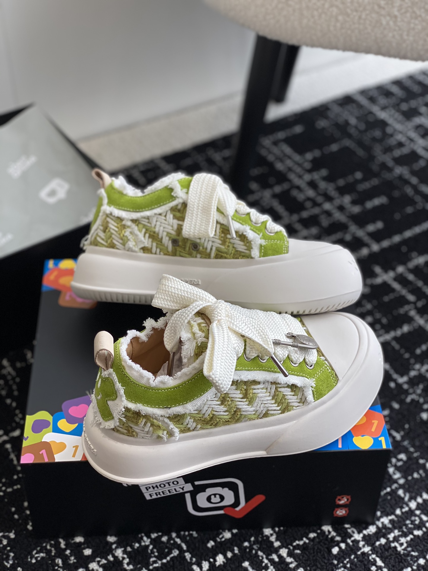 Alexander McQueen 代购版本