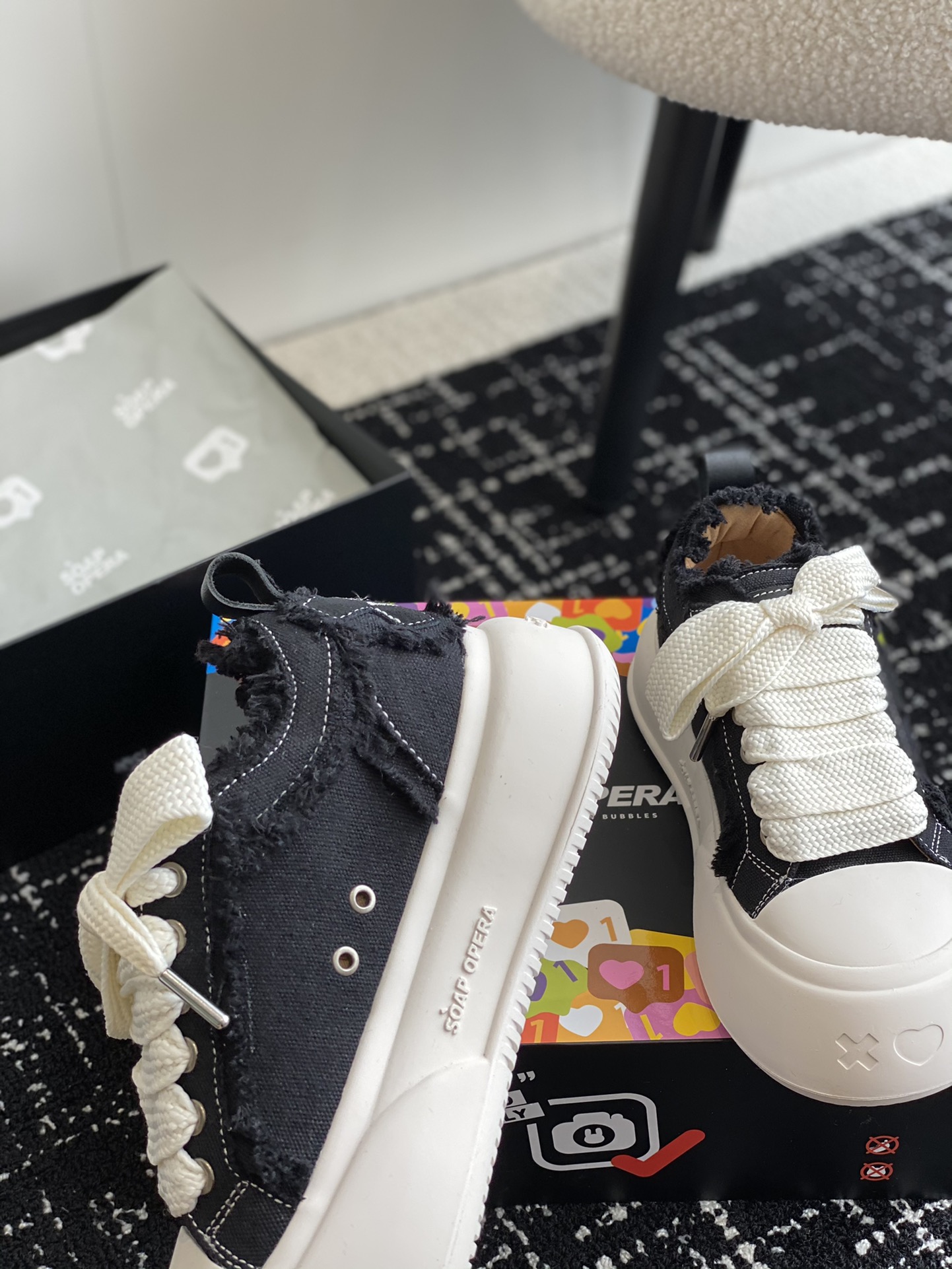 Alexander McQueen 代购版本