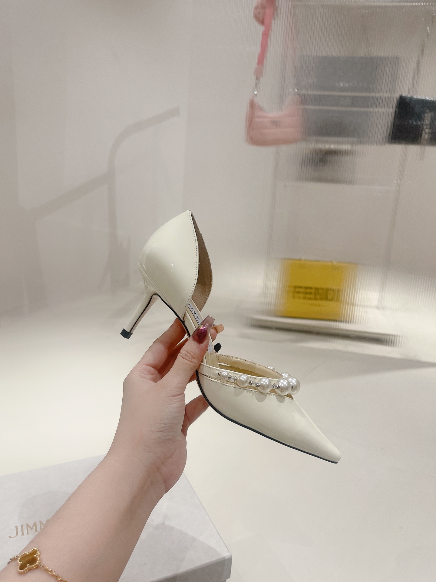 JIMMY CHOO 하이힐 뾰족코 펌프스 크리스털 스트랩 + 수입 양가죽 풀그레인 크리스털 양가죽