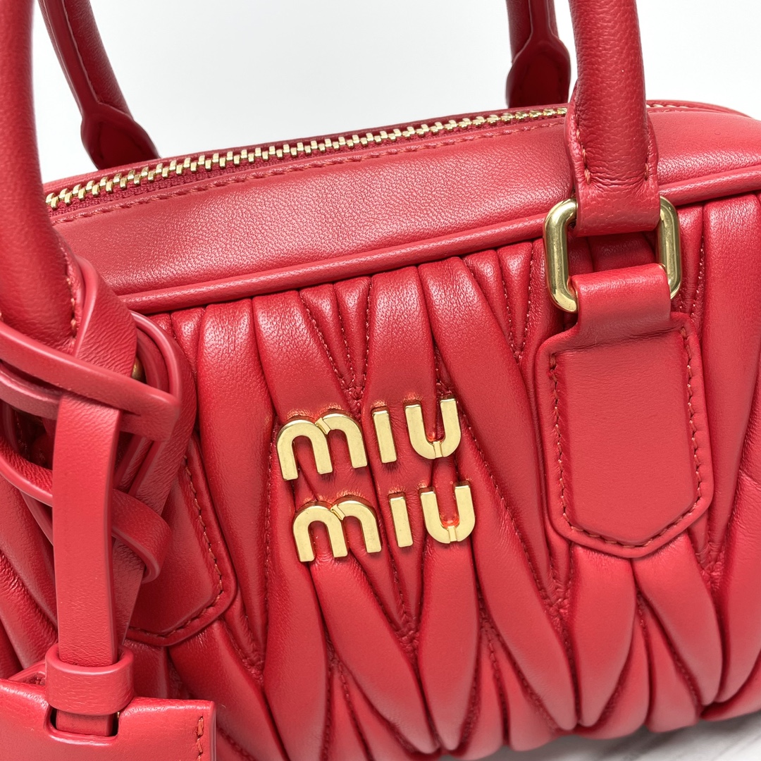 [Miu Miu Women