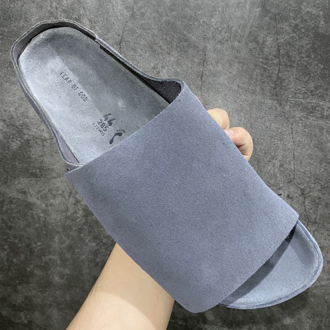 FEAR OF GOD x Birkenstock co-branded Velcro slippers are here FOG x Birkenstock co-branded