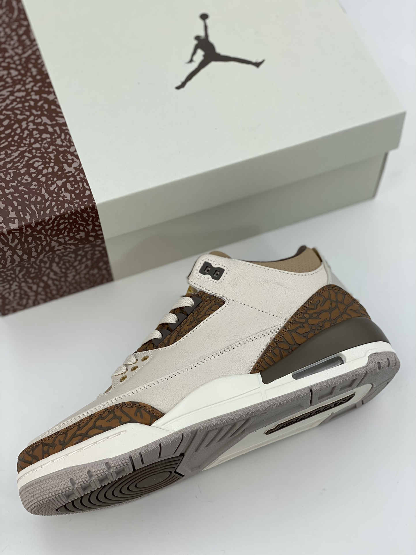 Air Jordan 3 Retro ”Palomino” Mocha Burst White Brown CT8532-102