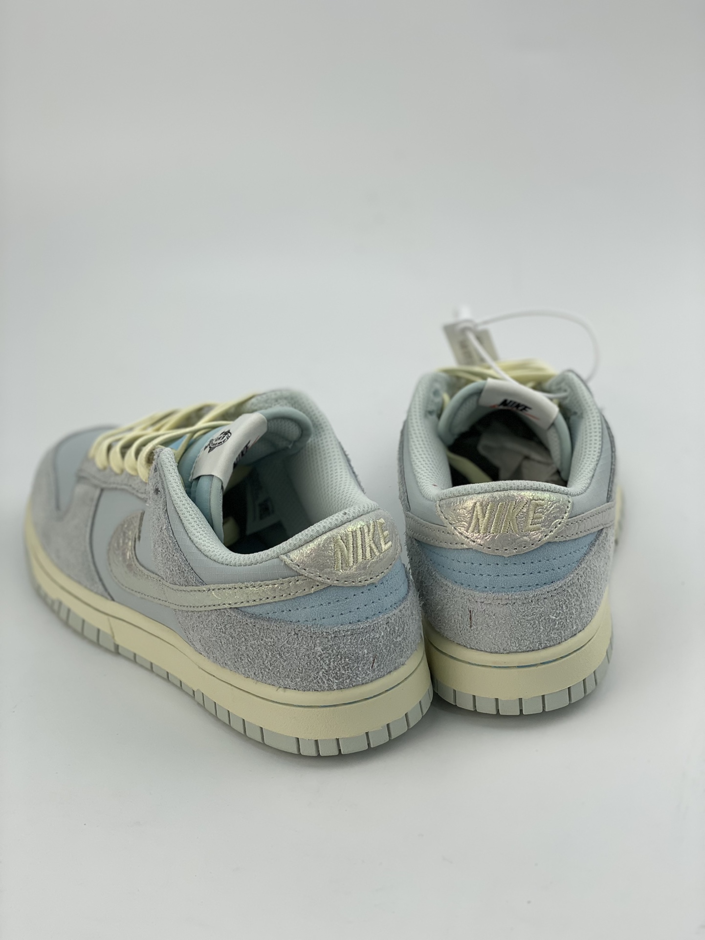 Nike SB Dunk Low ”Fishing” trout pattern DV7210-001