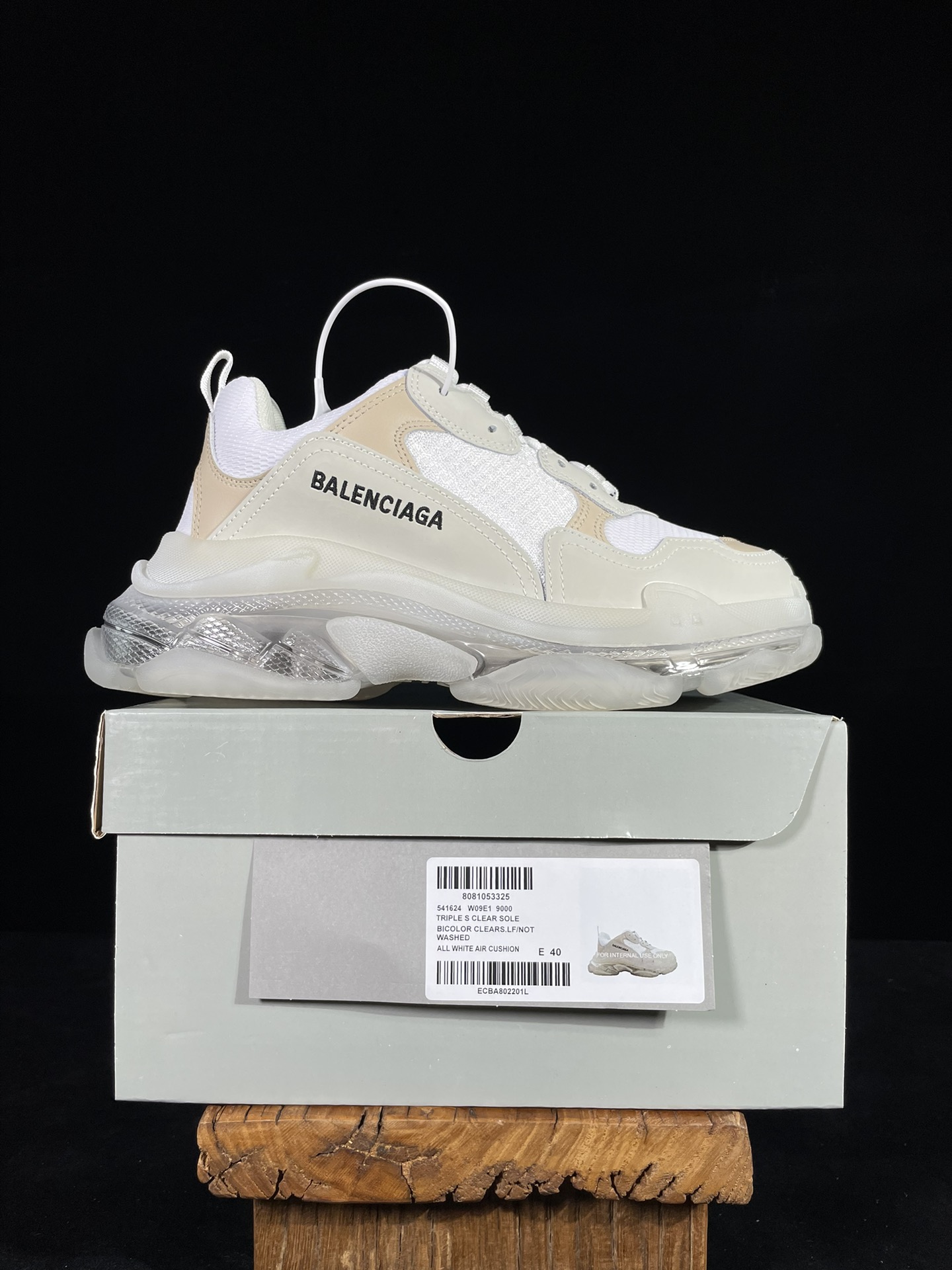 巴黎世家 工厂优势放货，欢迎合作‼️巴黎2代气垫 白米黄该有的材料配置、做工工艺和配套配件全部拉满！货量