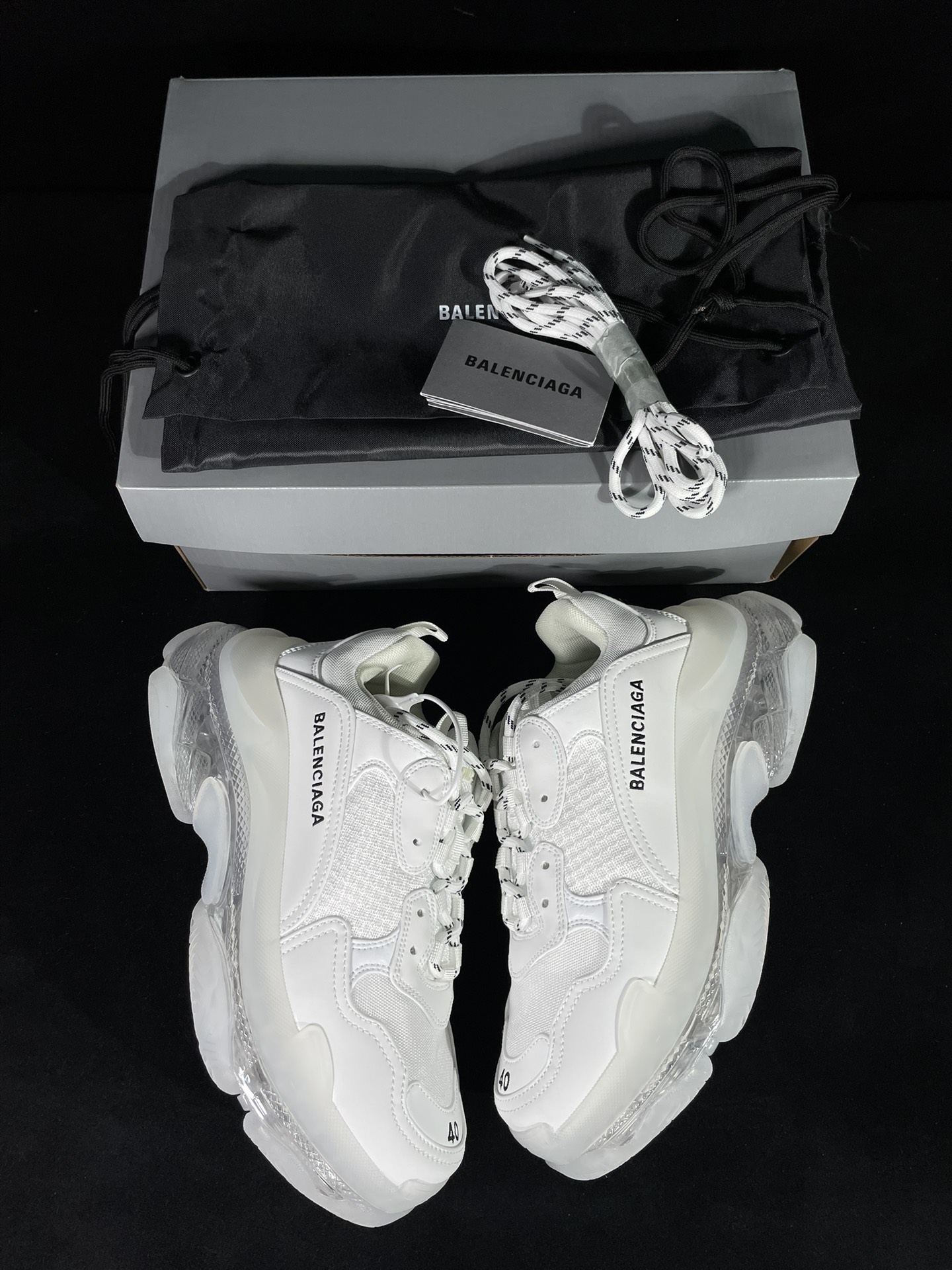 巴黎世家 工厂优势放货，欢迎合作‼️巴黎2代气垫 全白该有的材料配置、做工工艺和配套配件全部拉满！货量足