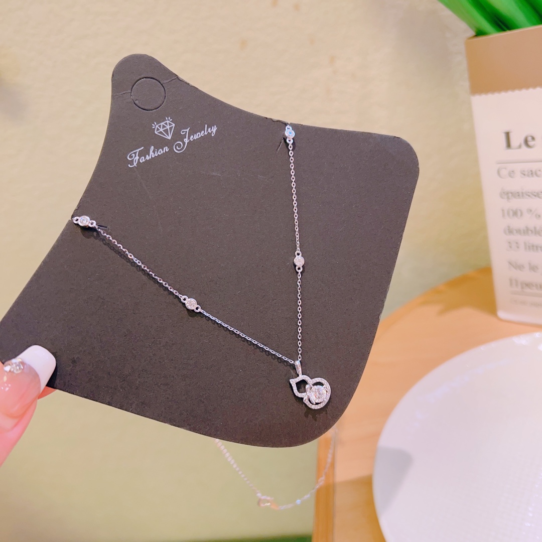 遊び心S925スターリングシルバーモアッサナイトネックレスシルバー 日常使い