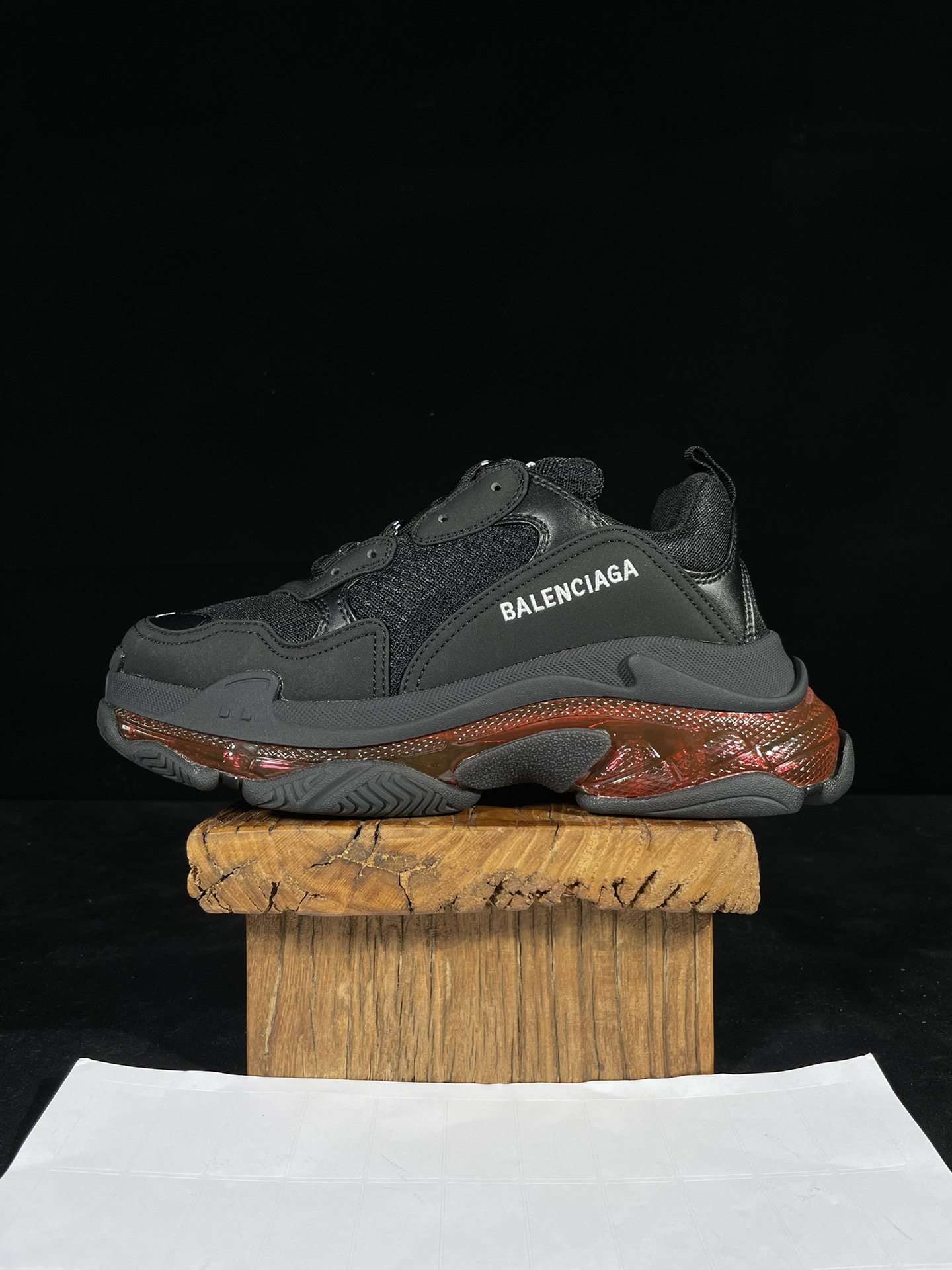 巴黎世家 工厂优势放货，欢迎合作‼️巴黎2代气垫 黑酒红折边该有的材料配置、做工工艺和配套配件全部拉满！