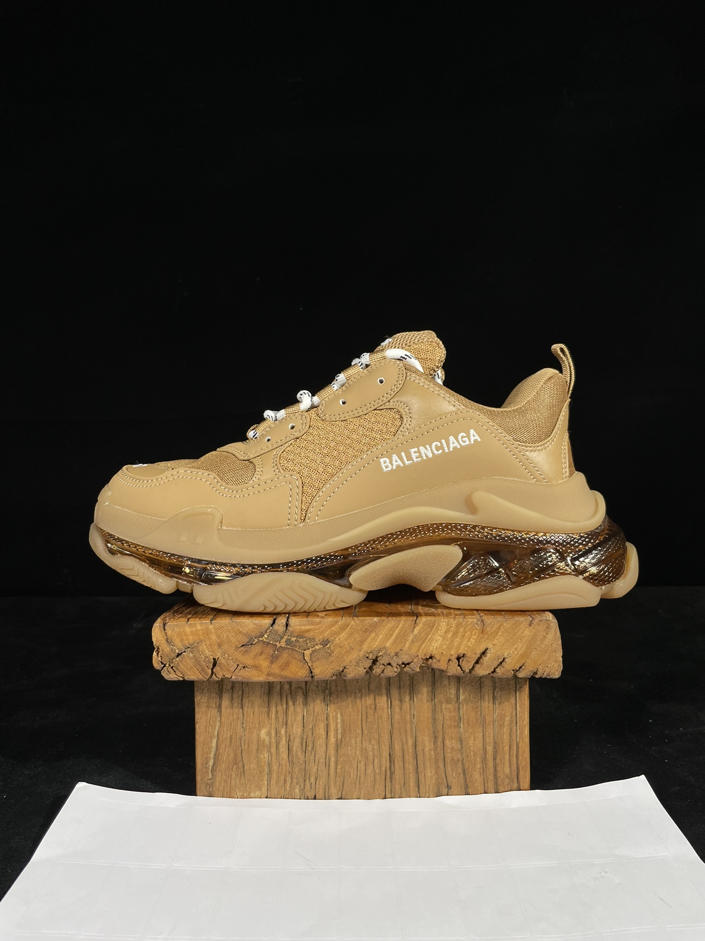 巴黎世家 工厂优势放货，欢迎合作‼️巴黎2代气垫 咖啡棕该有的材料配置、做工工艺和配套配件全部拉满！货量