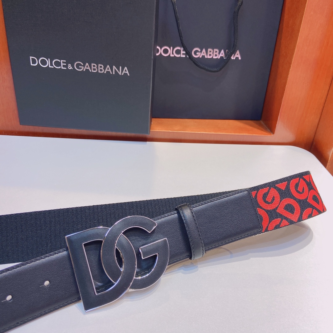 D&G杜嘉班纳双面小牛皮腰带缀以电镀