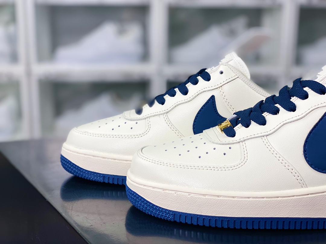 Air Force 1'07 Low ”Beige/Dark Blue/Jumbo Swoosh” Air Force 1 sneakers ”leather off-white navy blue enlarged hook” SP0758-026