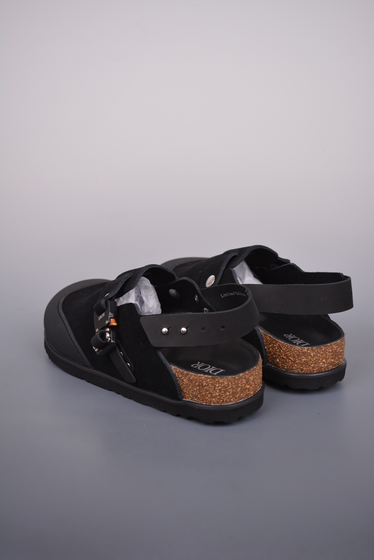 380 迪奥dior 联名x 勃肯birkenstock 机能锁扣设计 神作联名款 日系与先锋的结合体 黑色 沙色 1144413633