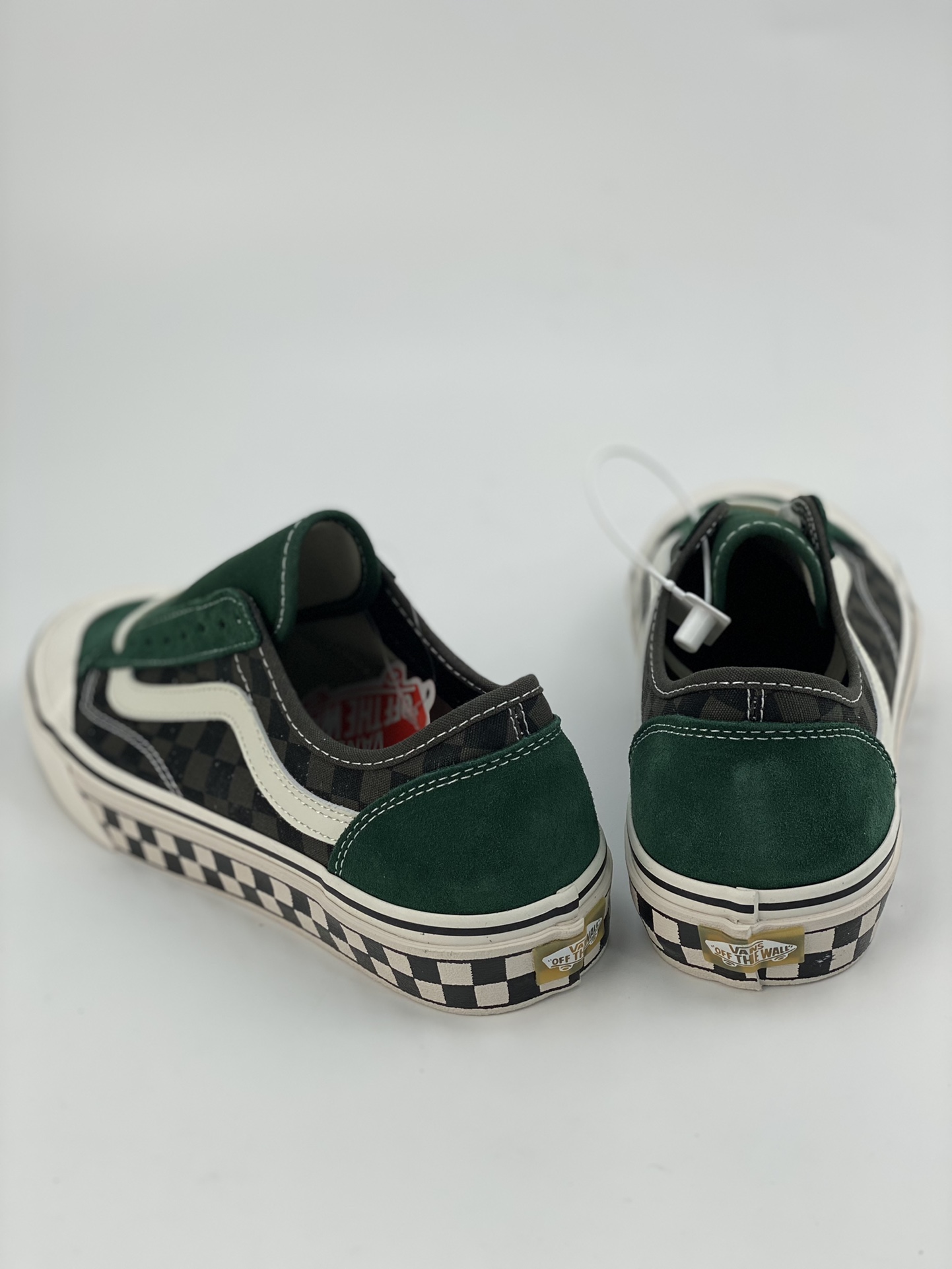 Vans Style 136 Decon VR3 Vans official black and green checkerboard stitching VN0A4BX9ACW