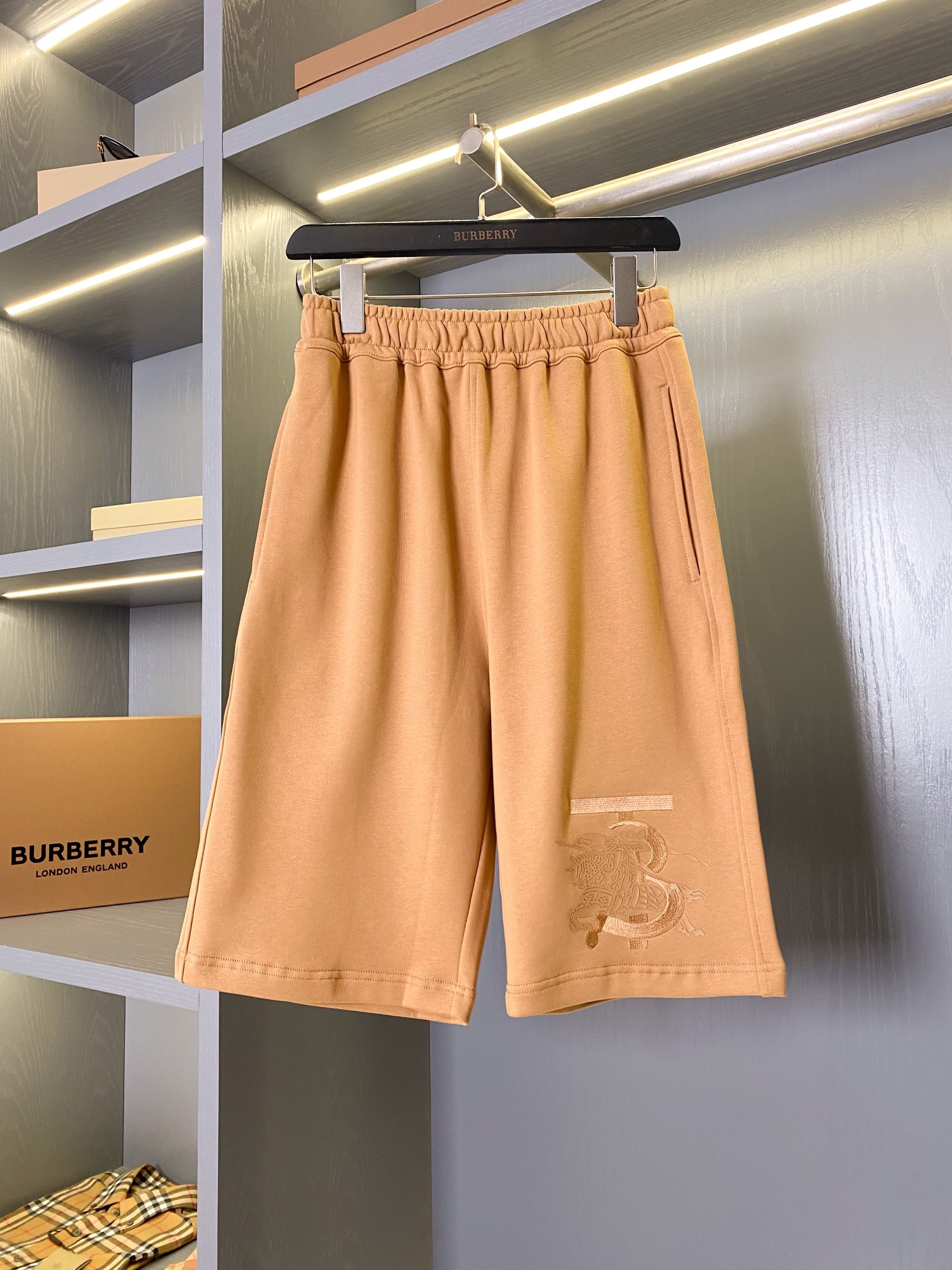 🅱️Logotipo exclusivo y pantalones cortos de algodón bordados con caballero ecuestre [se acerca la serie limitada del d…