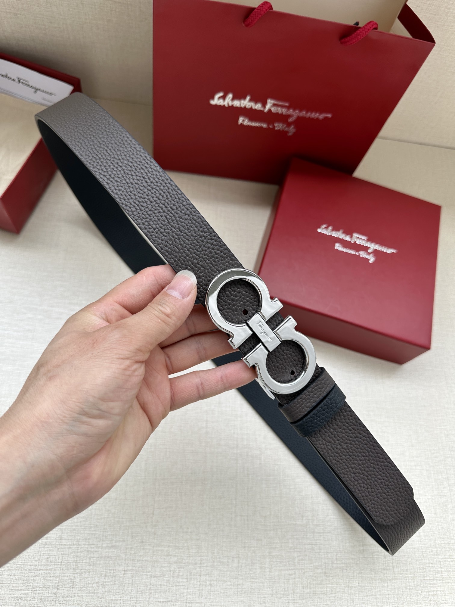 Ferragamo（男） Style Men's Belts Lookbook Reference image 1
