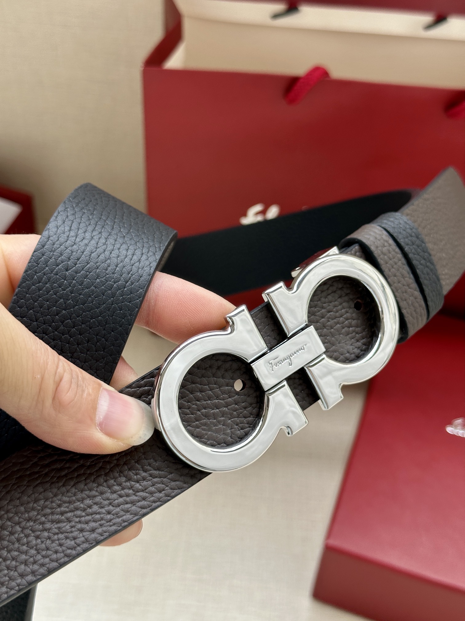 Ferragamo（男） Style Men's Belts Lookbook Reference image 2