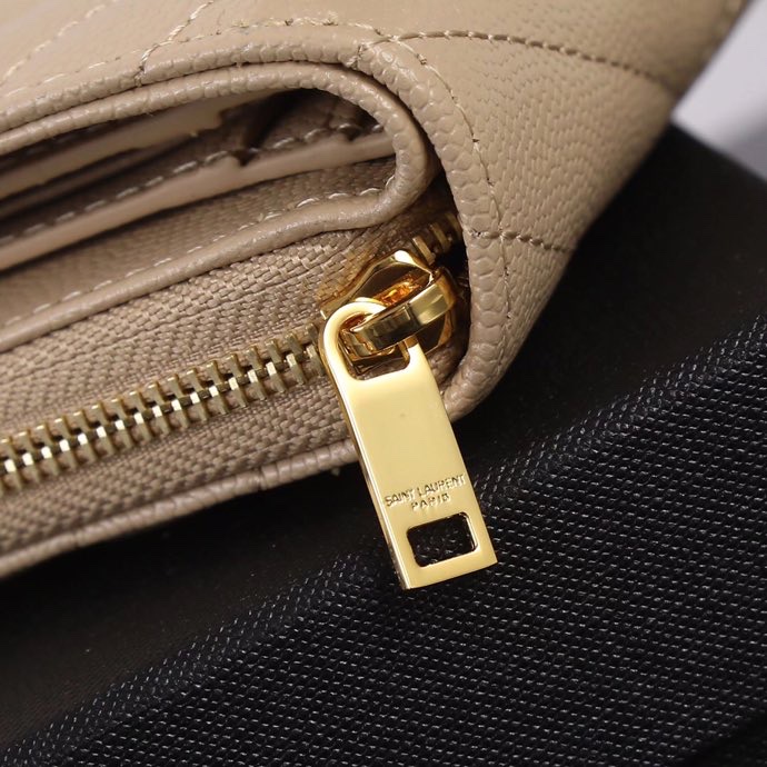 Luxury Black Leather SLP Short Round Zipper with Gold YSL Link – Almond Gold Bucket - 图片 6