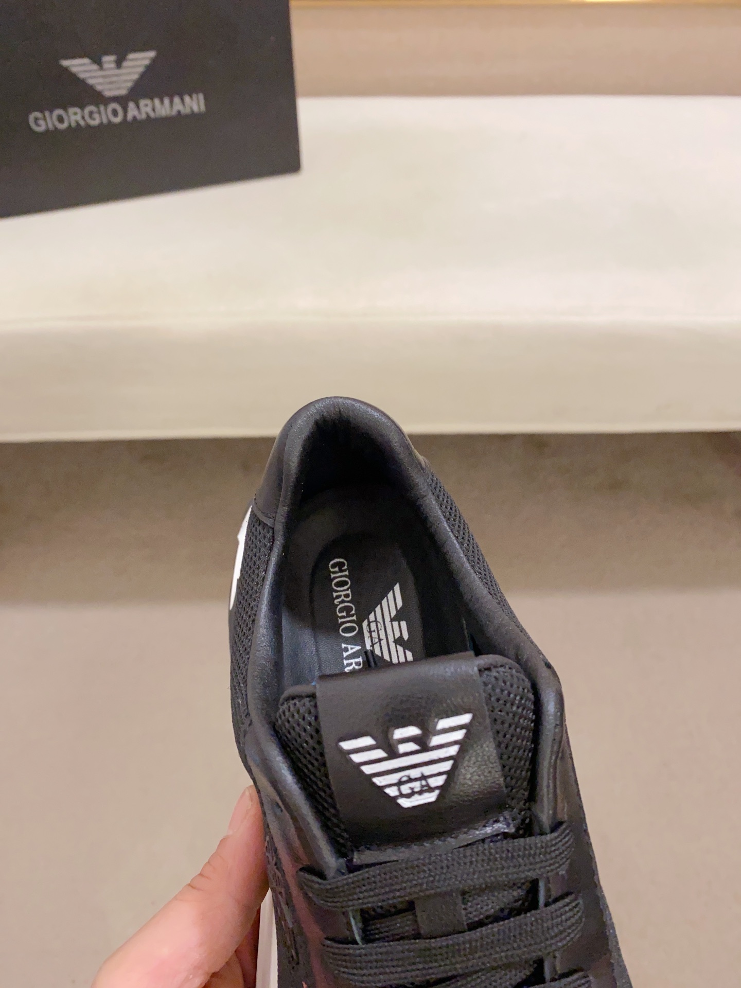 Factory Precio: 240Armani (Armani) sitio web oficial sincronizado con los últimos modelos de la part