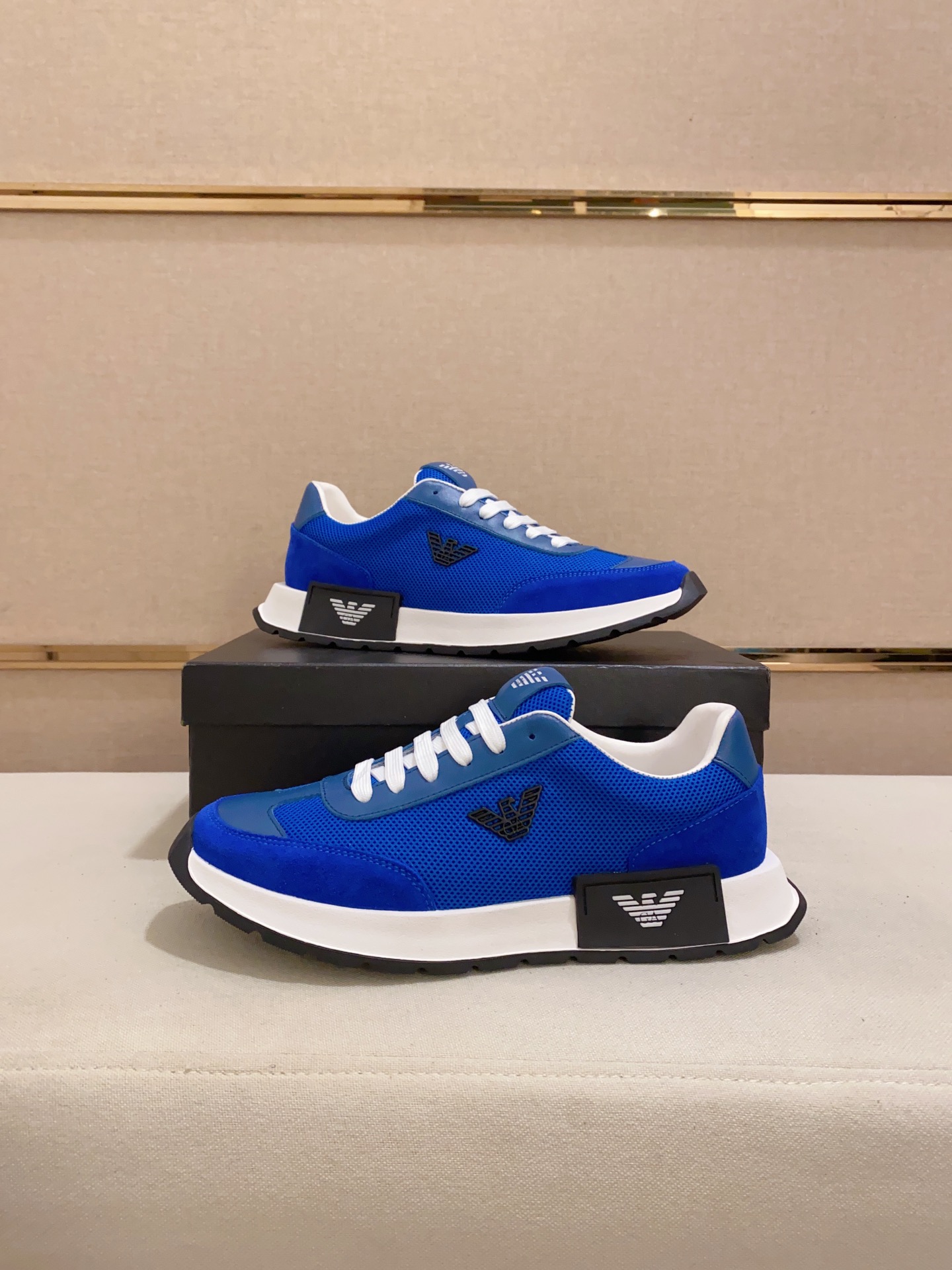 Factory Precio: 240Armani (Armani) sitio web oficial sincronizado con los últimos modelos de la part