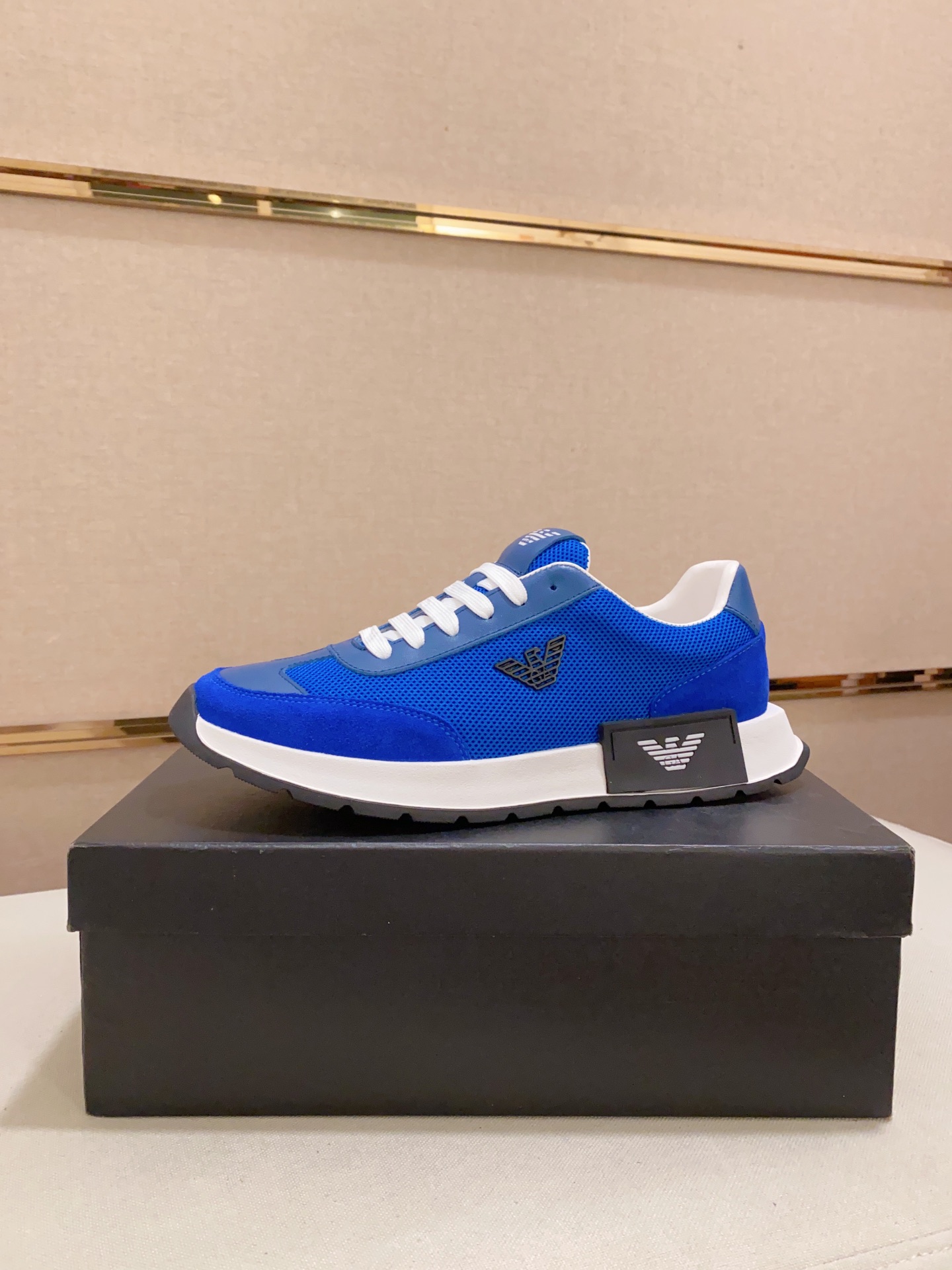 Factory Precio: 240Armani (Armani) sitio web oficial sincronizado con los últimos modelos de la part