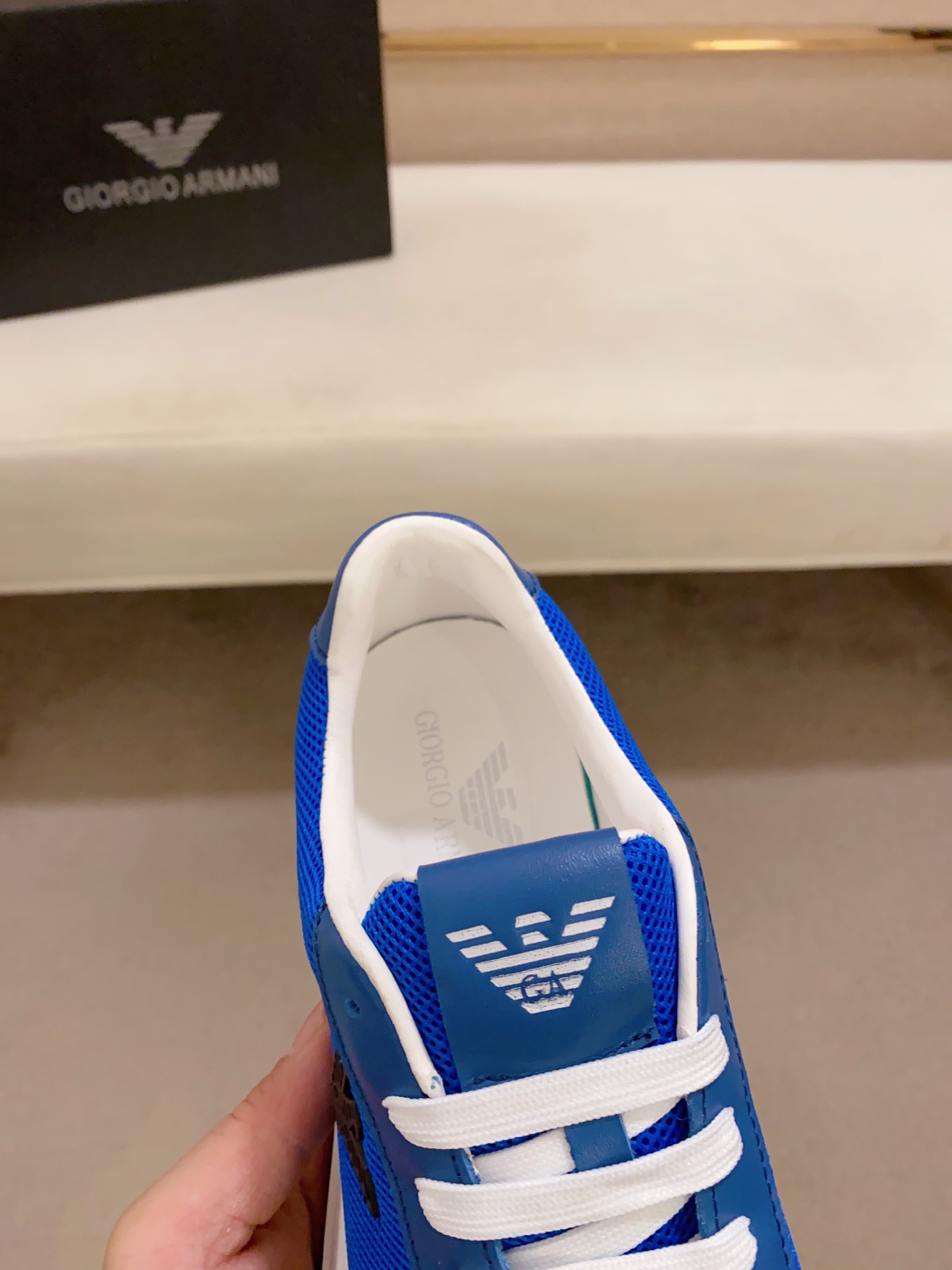 Factory Precio: 240Armani (Armani) sitio web oficial sincronizado con los últimos modelos de la part