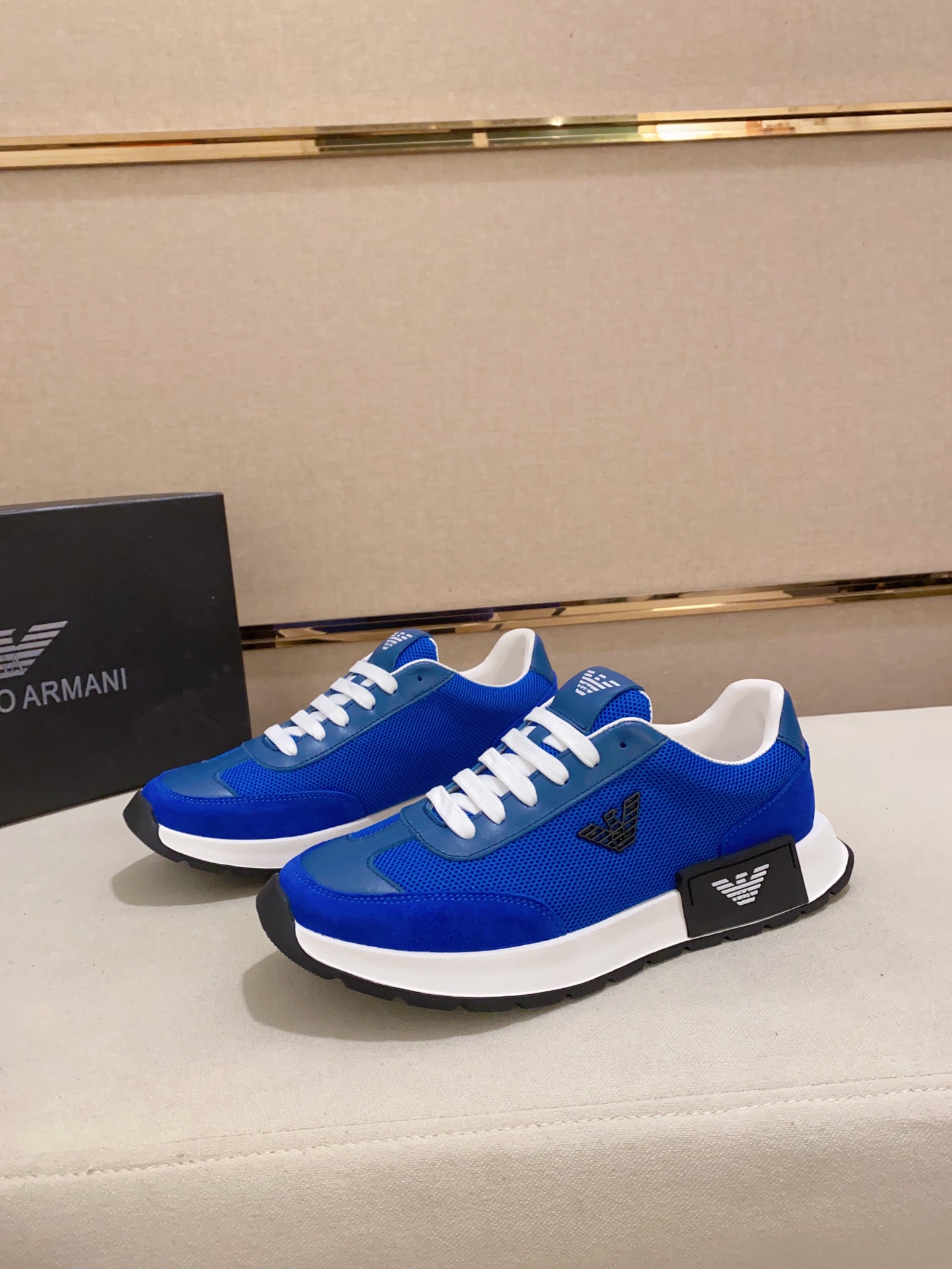 Factory Precio: 240Armani (Armani) sitio web oficial sincronizado con los últimos modelos de la part
