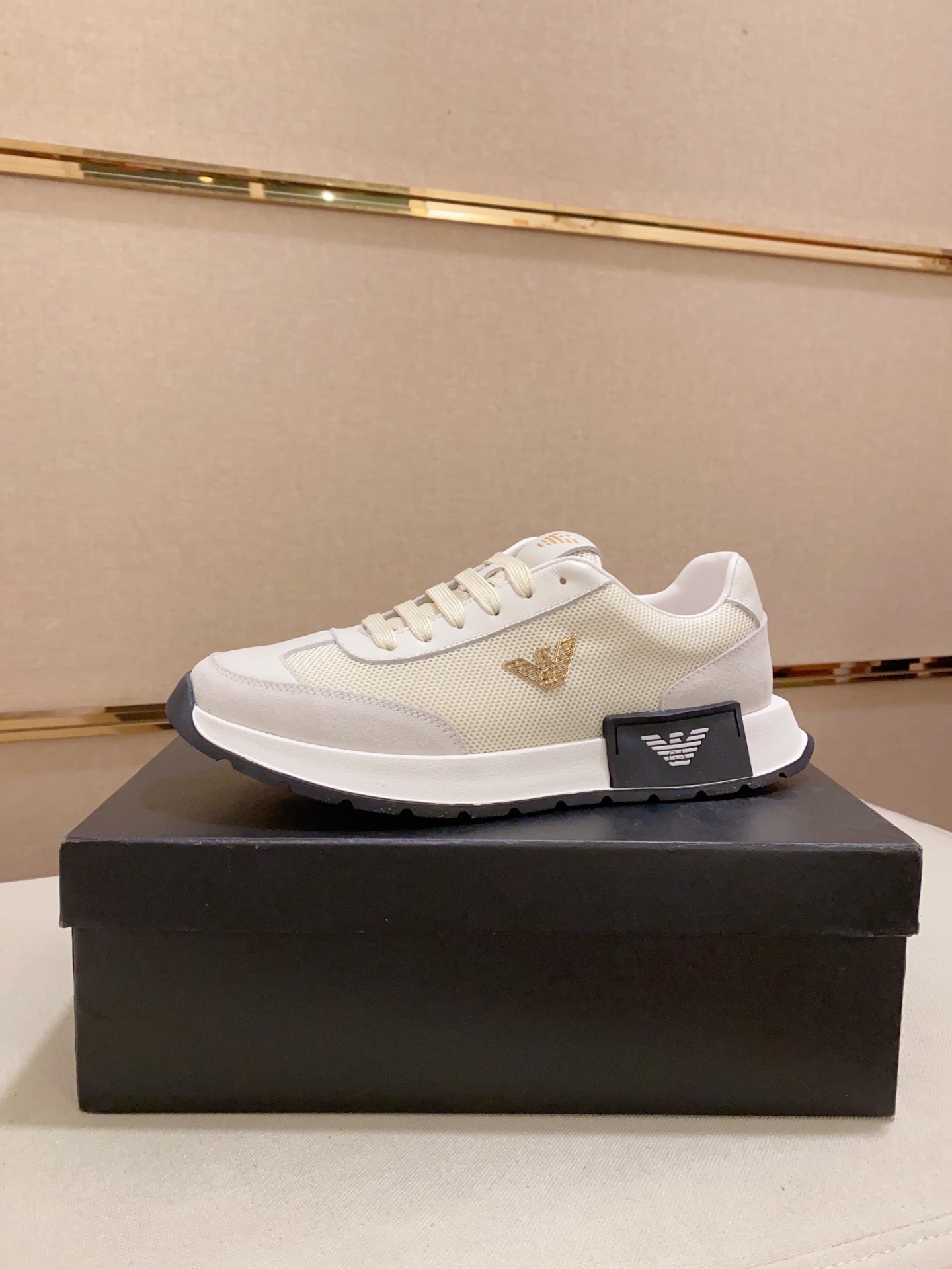 Factory Precio: 240Armani (Armani) sitio web oficial sincronizado con los últimos modelos de la part