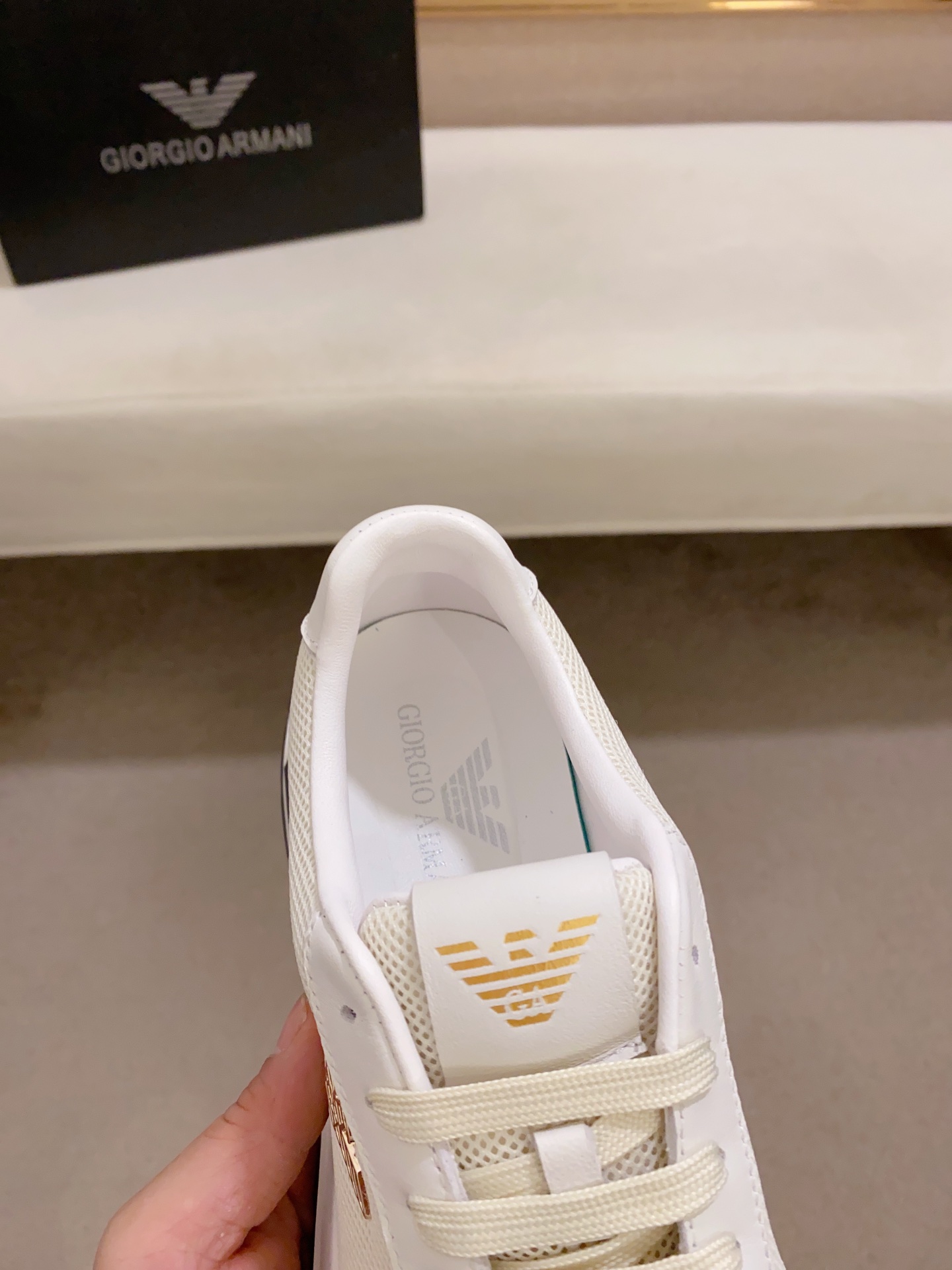 Factory Precio: 240Armani (Armani) sitio web oficial sincronizado con los últimos modelos de la part