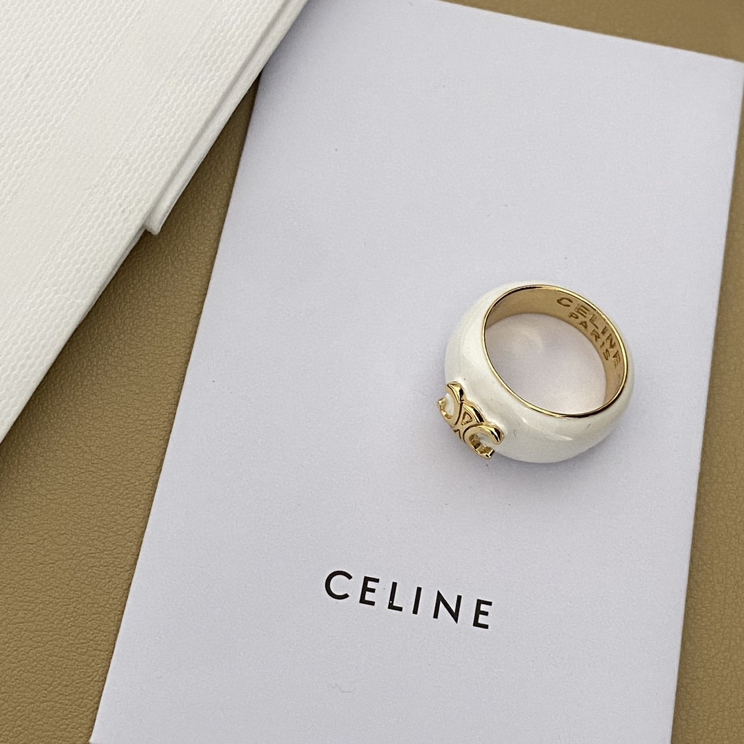 Celine Nature Inspired Ring: Organic Branch Motif in Textured Gold 10 a1685027604421 8461