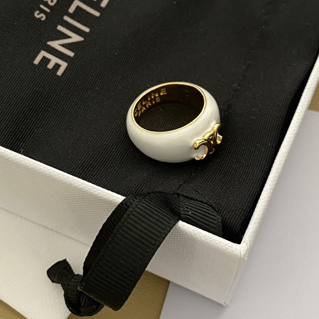 Celine Nature Inspired Ring: Organic Branch Motif in Textured Gold 12 a1685027604422 2833