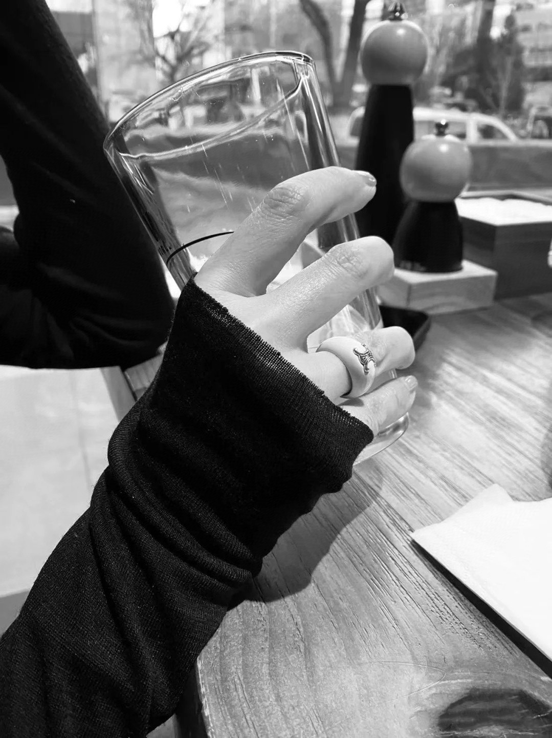 Celine Nature Inspired Ring: Organic Branch Motif in Textured Gold 14 a1685027604423 5731