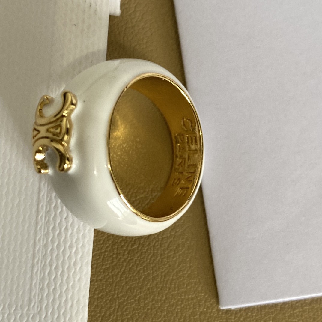 Celine Nature Inspired Ring: Organic Branch Motif in Textured Gold 18 a1685027604425 7068