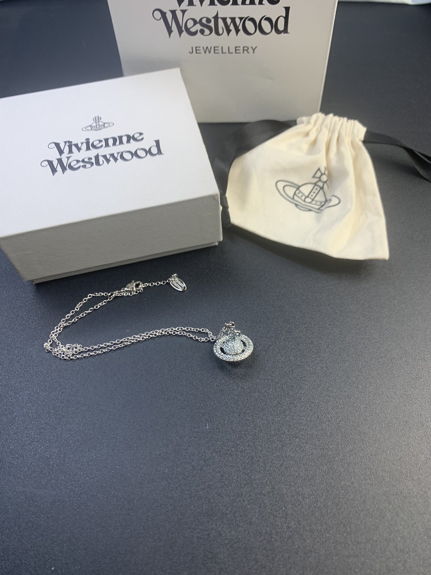 NO:103404,The Queen Mother of the Cities has a three-dimensional Saturn blue necklace, all in stock in four colors, Queen Mother of the Cities necklace, necklace19860909西太后满钻立体土星兰色项链,四个色都有现货,西太后项链,necklace,Jewelry