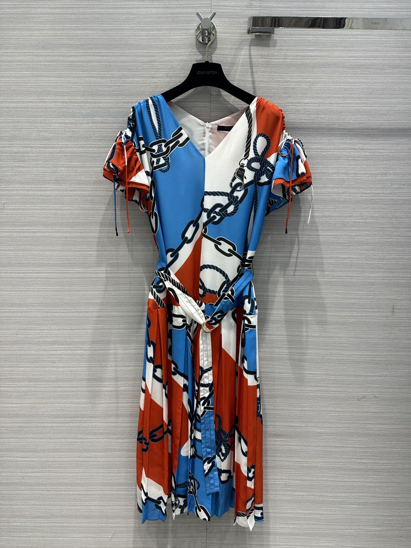 Louis Vuitton Buy Clothing Dresses Blue Red Printing Silk Spring/Summer Collection Chains