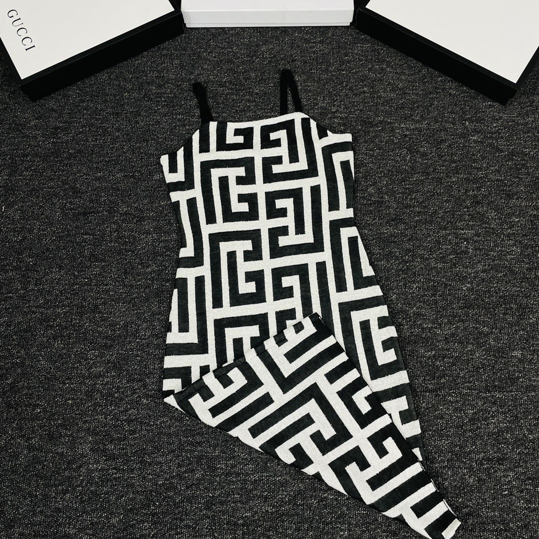 Balmain’s Super-Black Letter-Labeled Latte Suit: P403 Original Hard-Core Female Style - 图片 4