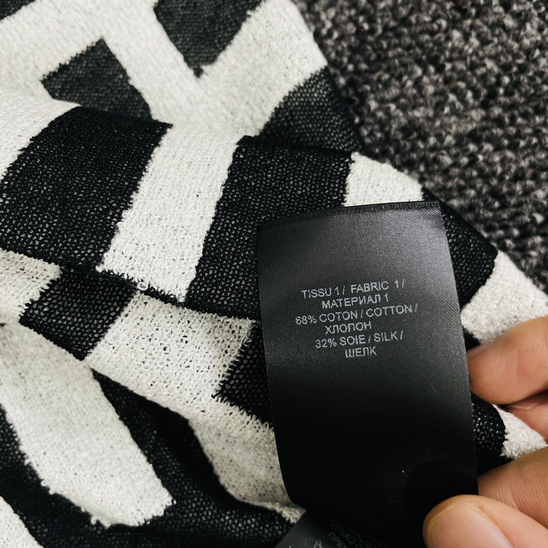 Balmain’s Super-Black Letter-Labeled Latte Suit: P403 Original Hard-Core Female Style - 图片 9