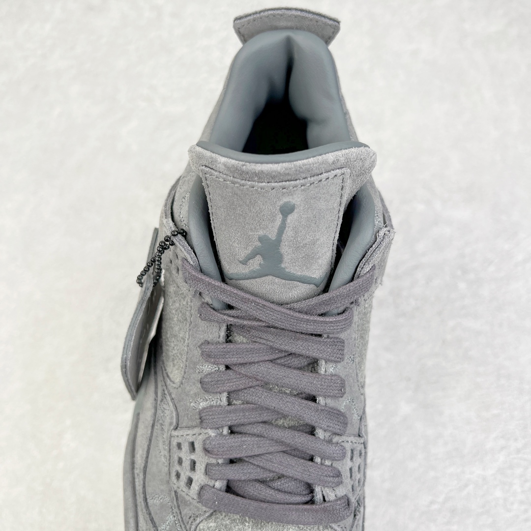 图片[6]-零售💰570 ＃R1/DT纯原 KAWS x Air Jordan AJ4 \”Cool Grey\” 涂鸦联名酷灰 930155-003 翻水经典 历史细节最优 完美出货纯原市场最高工艺复刻 无色差修正 夜光大底调试 涂鸦、色卡与原版基本零差距 原厂麂皮定制 高密度原厂电绣鞋面涂鸦 原盒原配 独家配原鞋拆解开发 原楦原纸板开发 全市场最纯正四代版型 原底真实气垫 回弹反馈充足 完美鞋楦打造 市面最高工艺一切细节如图实拍 所见所得 原装头层皮冲裁 Size：40 40.5 41 42 42.5 43 44 44.5 45 46 47.5 48.5 编码：by5936070-运动鞋