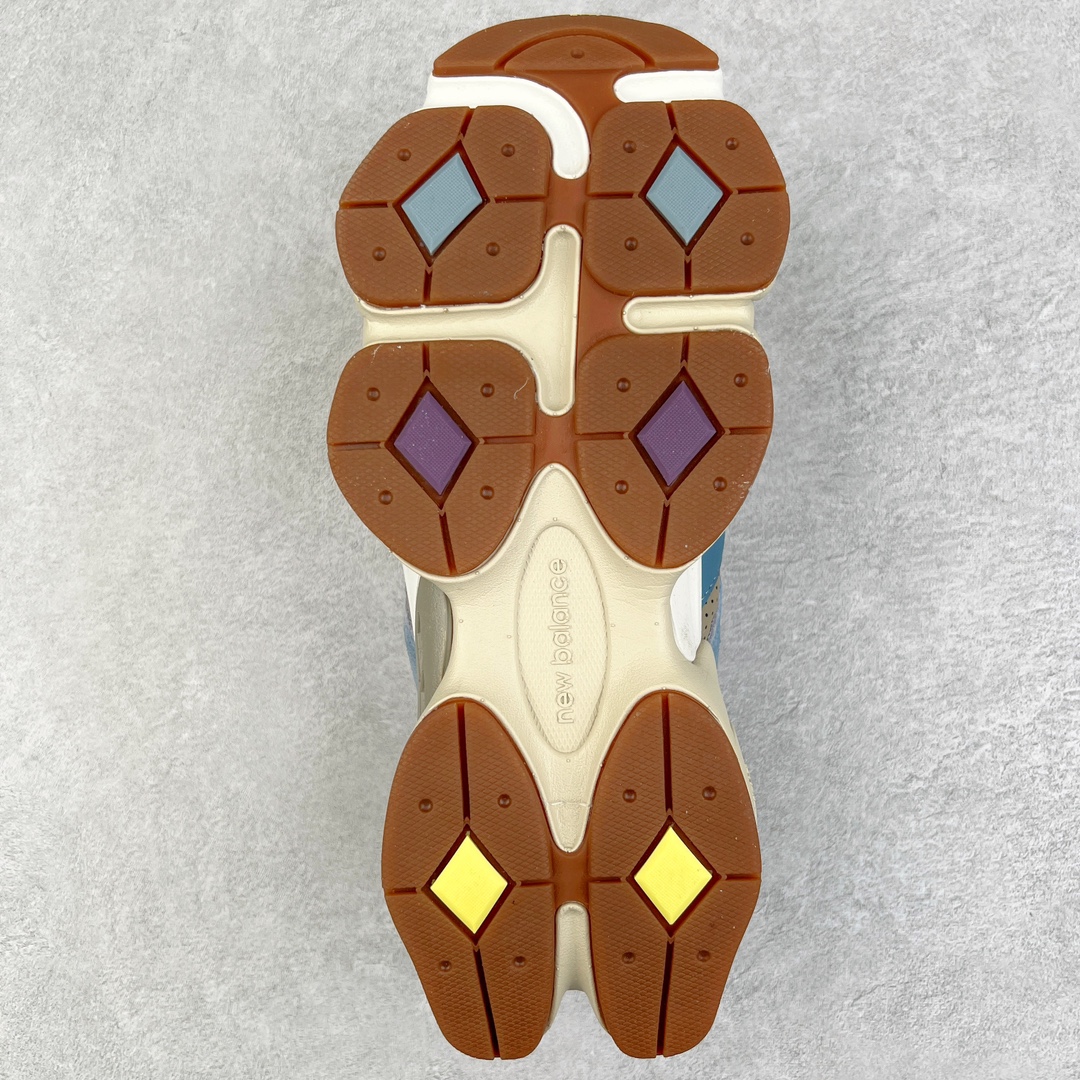 图片[9]-＃纯原特价福利 New Balance NB9060系列 新百伦绒面革网布经典百搭防滑耐磨透气低帮生活休闲鞋 全套原楦原纸板原厂数据开发 进口三明治网面 原装进口翻毛皮料正确绒感卡色 正确中底拉帮中底网布细节 原厂标裁 带紫光防伪 定制后跟透明水晶模块 冲裁组合 大底贴合程度胶水上色把控完美 整洁度挑战全网艺术家 多道序QC把关品质完善 匠心打造 耗时两个月开发完成 工艺极其复杂难度可想而知 新开独立私模大底 全网唯一正确六层组合大底 高端零售专供产物 尺码：36 37 37.5 38 38.5 39 40 40.5 41 42 42.5 43 44 45 46.5-选品中心