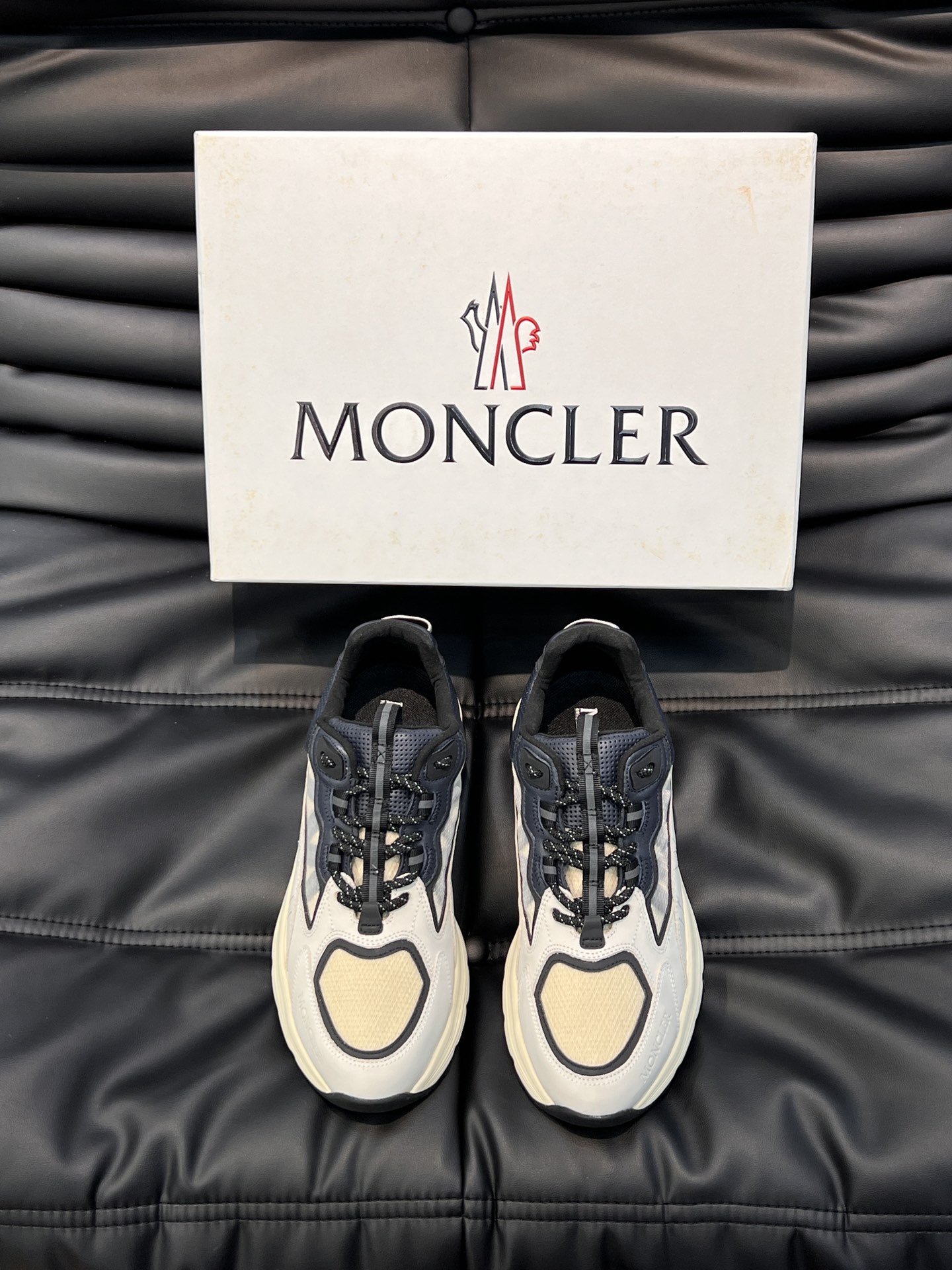 Moncler/蒙口LiteRunn