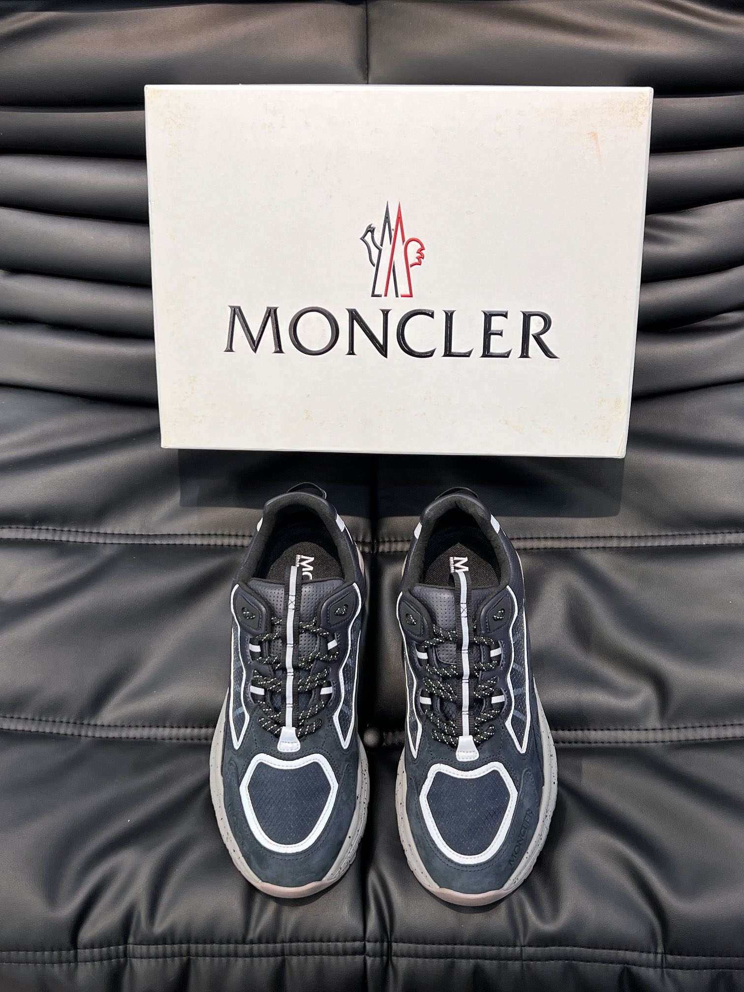 Moncler/蒙口LiteRunn