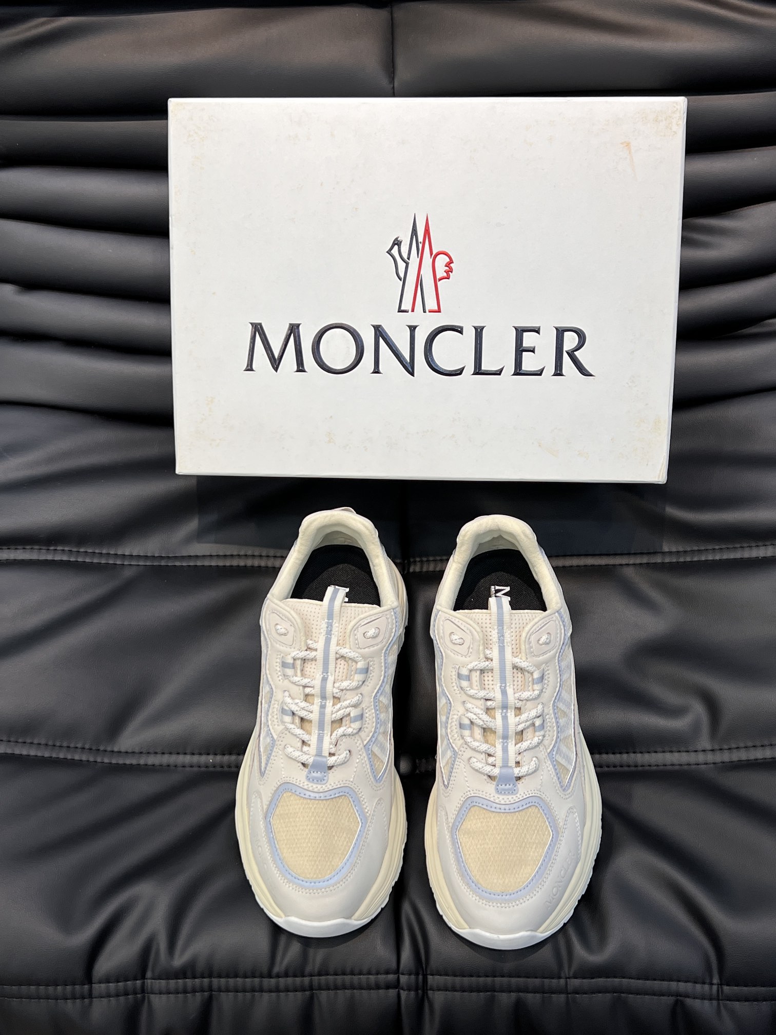 Moncler/蒙口LiteRunn