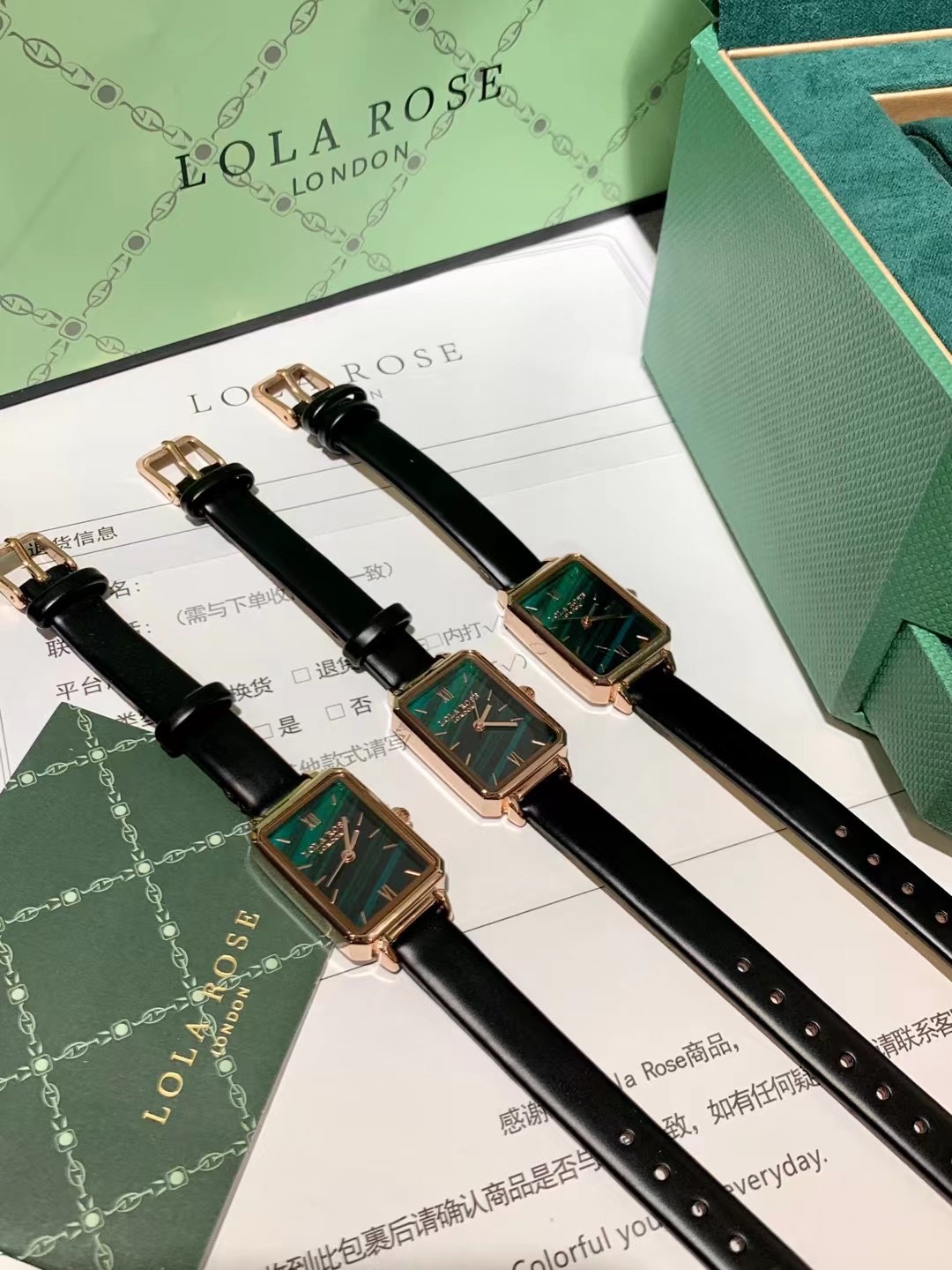 “New Lola Rose Watch: Stylish Green Peacock Design with Swiss Stone, Waterproof” - 图片 3