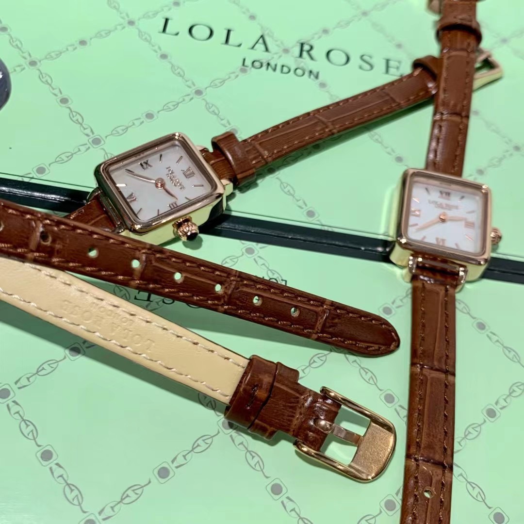 “Lola Rose’s Unique Peacock Green Watch by British Designer Laura” - 图片 7