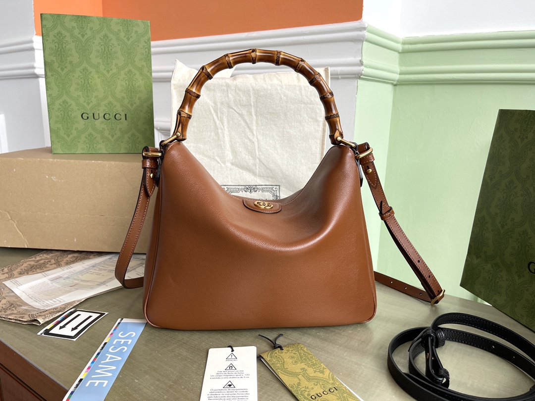 GUCCI Bamboo Handle Double G Hardware Brown Leather Shoulder Bag