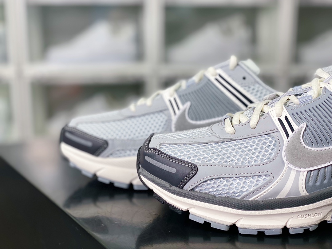 240 Zoom Vomero 5”Grey”佛莫罗5代系列经典复古休闲运动慢跑鞋“冷灰白”FD9919-001