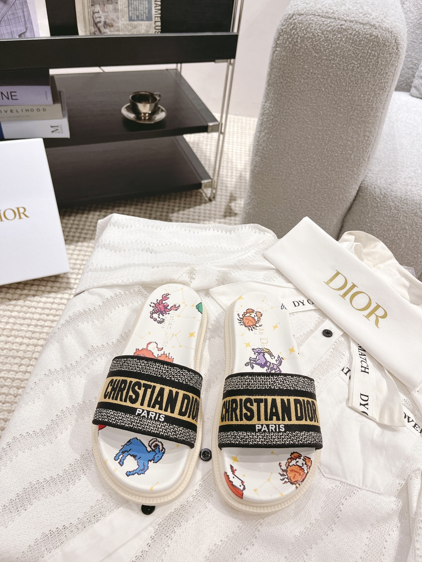 Dior Shoes Slippers Top brands like
 Cotton Sheepskin