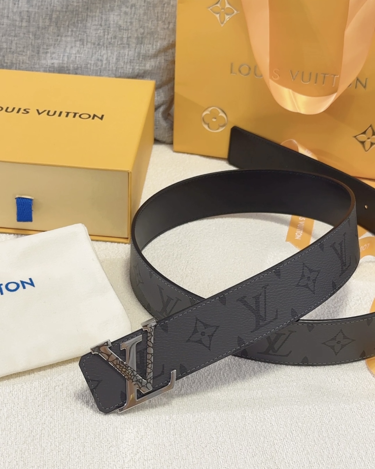 LOUISVUITTON纯钢精品雕花