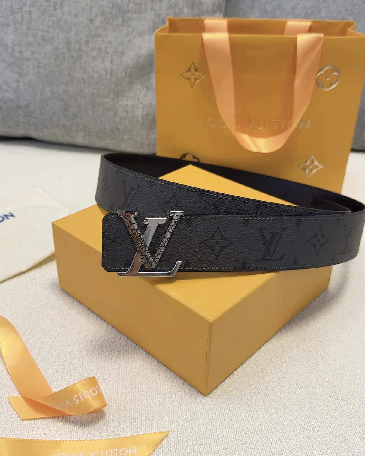 LOUISVUITTON纯钢精品雕花
