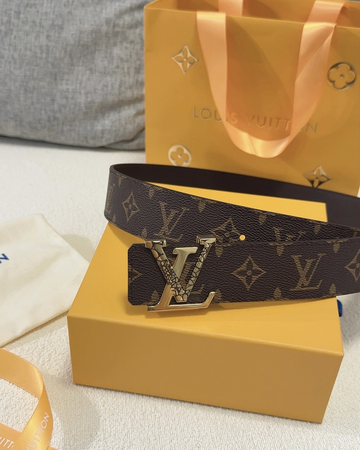 LOUISVUITTON纯钢精品雕花