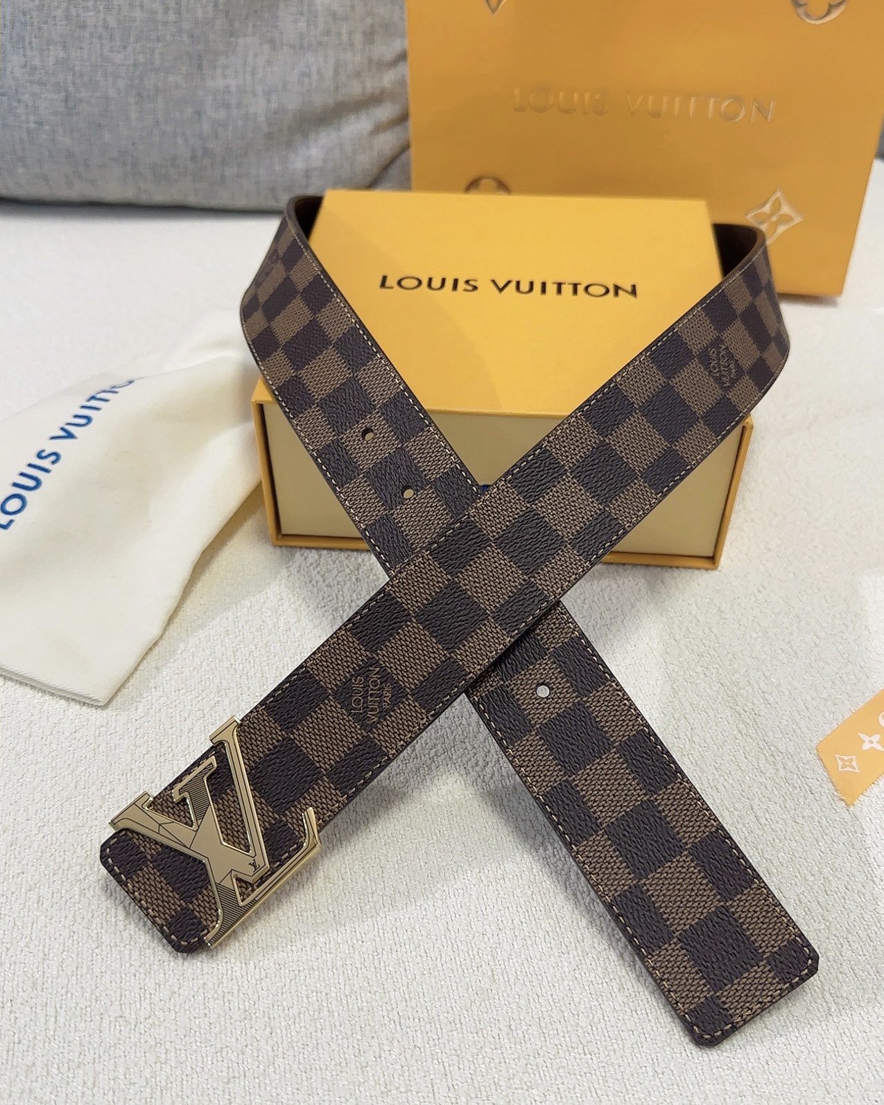 LOUISVUITTON纯钢精品雕花