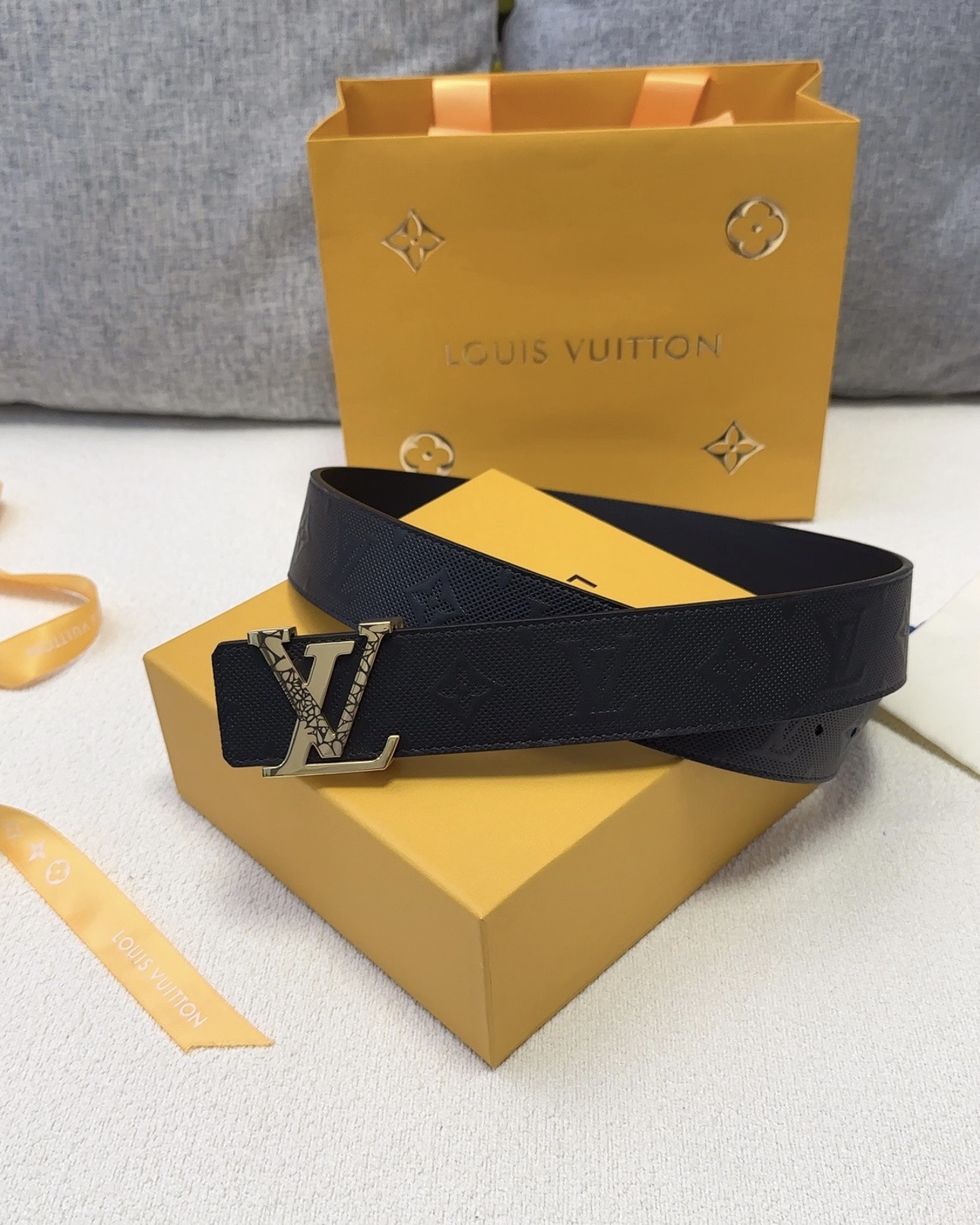 LOUISVUITTON纯钢精品雕花